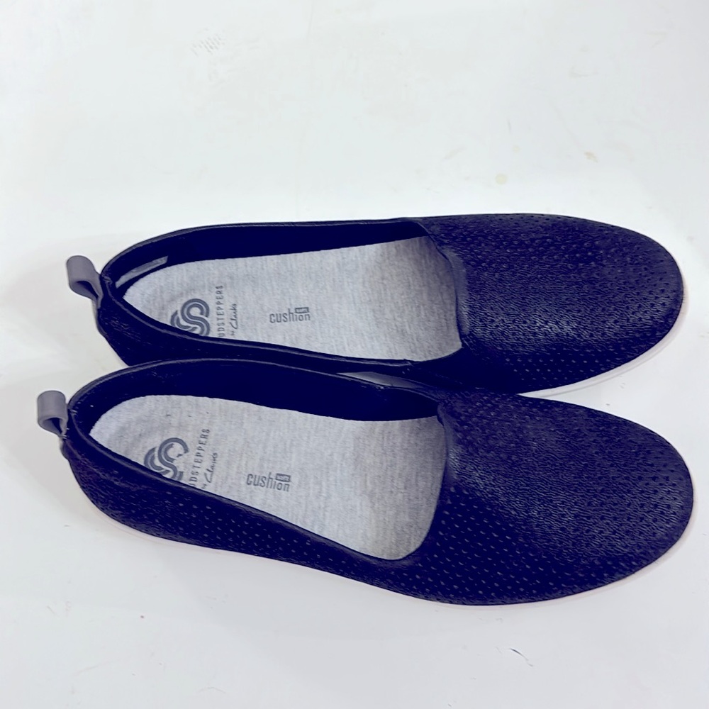 Cloudsteppers by Clarks Black Perforated Flats Size 7.5 Slip On